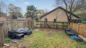 Photo 11- click for photo gallery